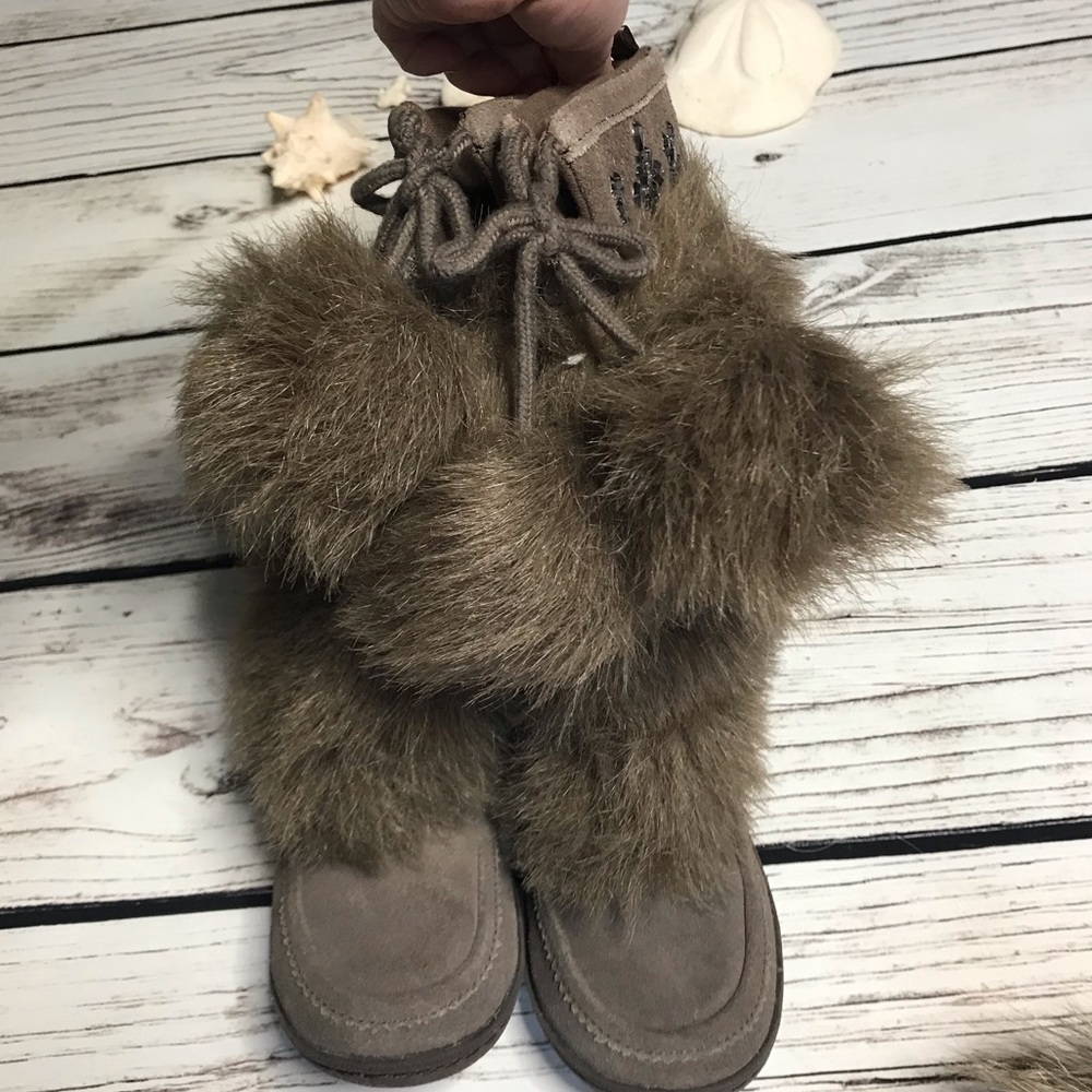 Baby Gap Sz 11 Faux fur leather moccasin gem boots